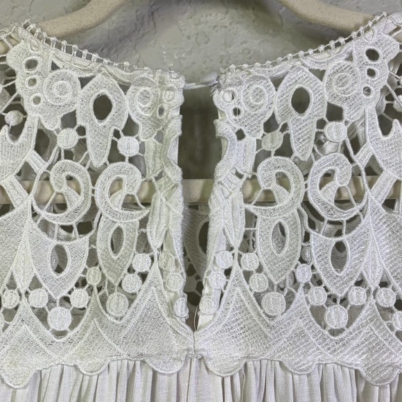 PHILOSOPHY White Long Sleeve Crochet Lace Top - NWT - Picture 6 of 10